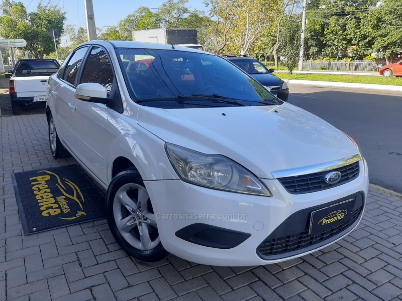 FOCUS 1.6 GLX SEDAN 8V GASOLINA 4P MANUAL - 2011 - NOVO HAMBURGO
