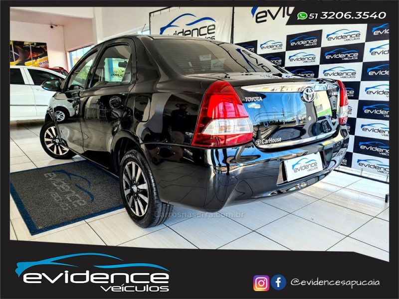 ETIOS 1.5 PLATINUM SEDAN 16V FLEX 4P MANUAL - 2015 - SAPUCAIA DO SUL