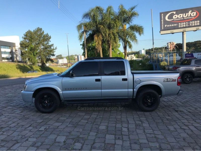 s10 2.8 executive 4x4 cd 12v turbo intercooler diesel 4p manual 2010 farroupilha