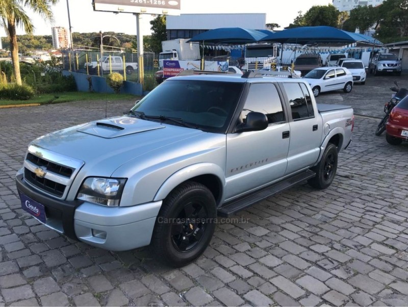 S10 2.8 EXECUTIVE 4X4 CD 12V TURBO INTERCOOLER DIESEL 4P MANUAL - 2010 - FARROUPILHA