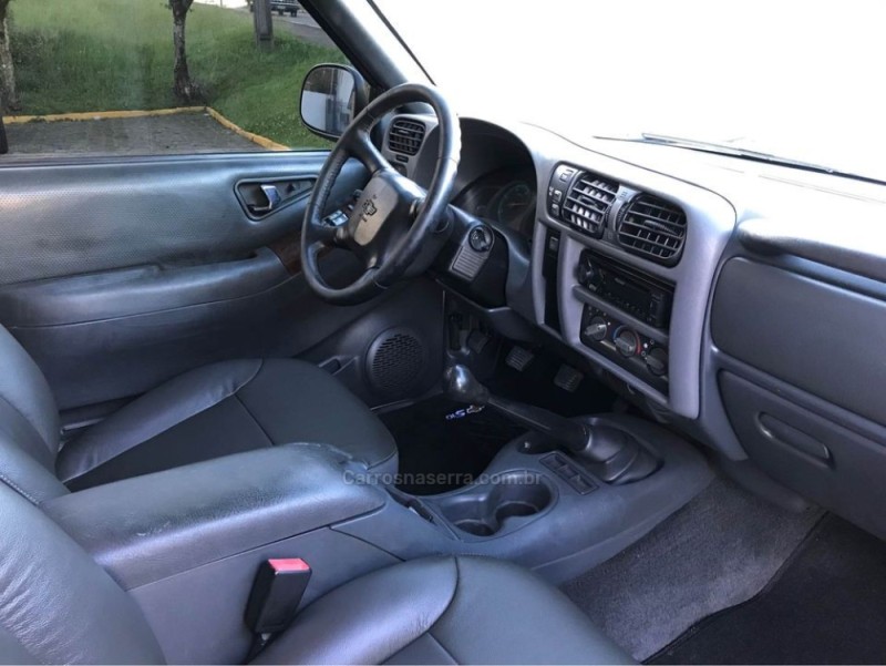 S10 2.8 EXECUTIVE 4X4 CD 12V TURBO INTERCOOLER DIESEL 4P MANUAL - 2010 - FARROUPILHA