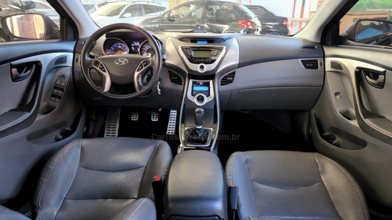 ELANTRA 1.8 GLS 16V GASOLINA 4P MANUAL - 2012 - CAXIAS DO SUL