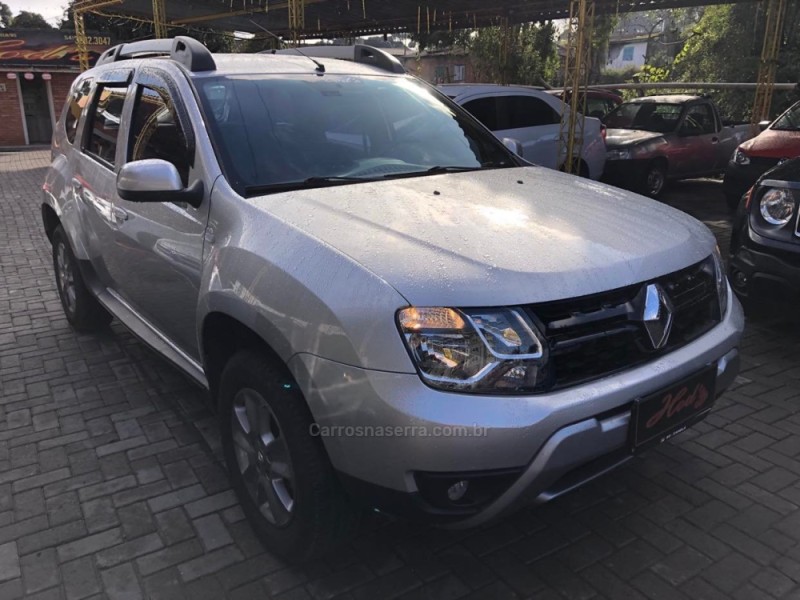 DUSTER 2.0 DAKAR 4X4 16V FLEX 4P MANUAL - 2018 - CANELA
