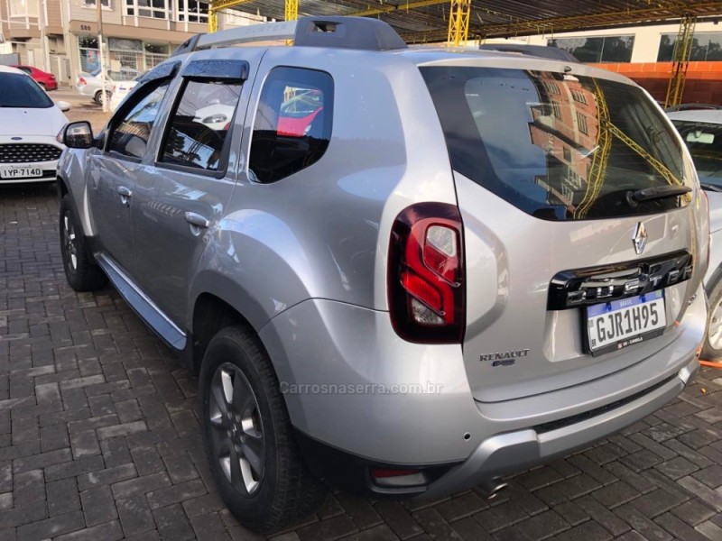 DUSTER 2.0 DAKAR 4X4 16V FLEX 4P MANUAL - 2018 - CANELA