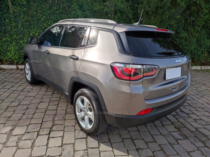 COMPASS 2.0 SPORT 4X2 16V GASOLINA 4P AUTOMÁTICO - 2018 - FARROUPILHA