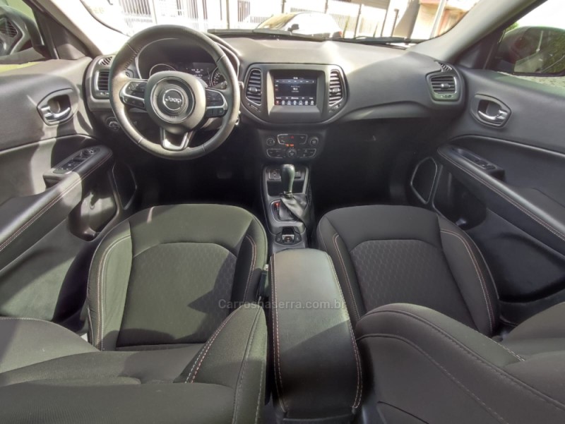 COMPASS 2.0 SPORT 4X2 16V GASOLINA 4P AUTOMÁTICO - 2018 - FARROUPILHA