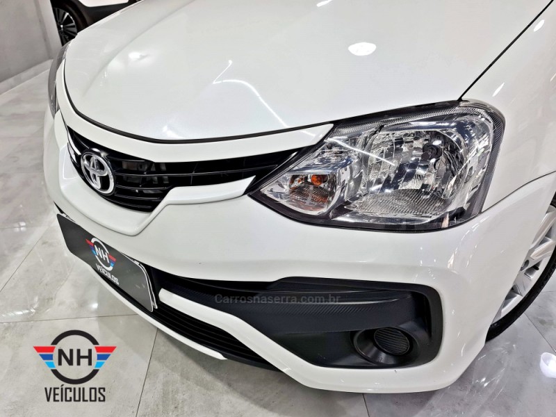 ETIOS 1.5 X PLUS SEDAN 16V FLEX 4P MANUAL - 2019 - NOVO HAMBURGO