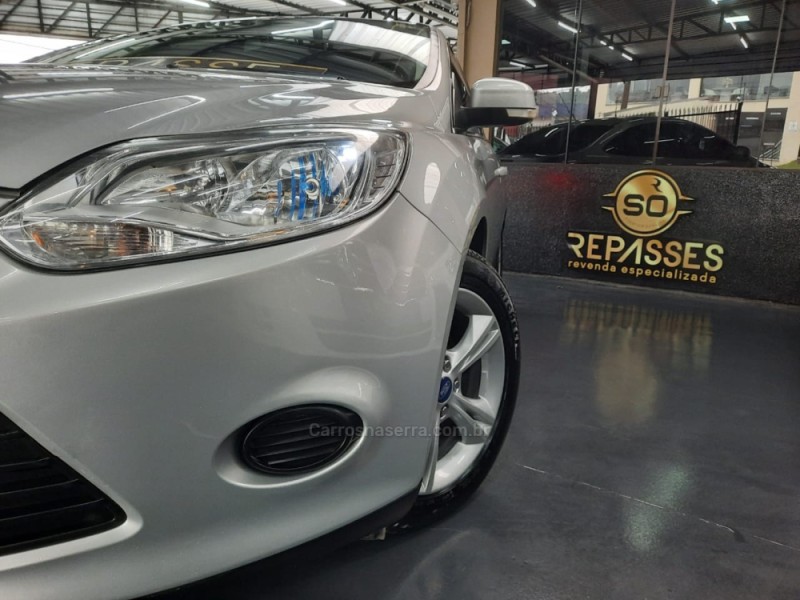 focus 2.0 s sedan 16v flex 4p automatico 2015 caxias do sul