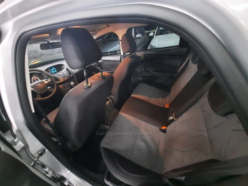 FOCUS 2.0 S SEDAN 16V FLEX 4P AUTOMÁTICO - 2015 - CAXIAS DO SUL