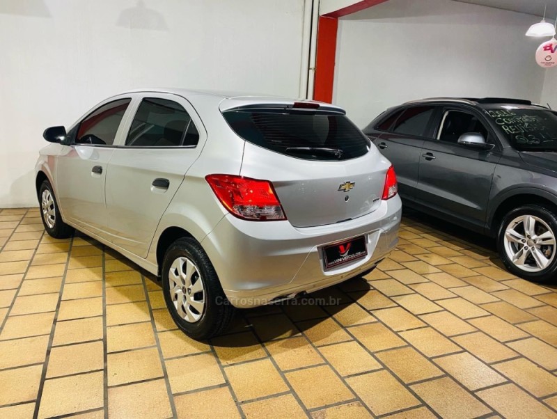 ONIX 1.0 MPFI LS 8V FLEX 4P MANUAL - 2015 - CAXIAS DO SUL