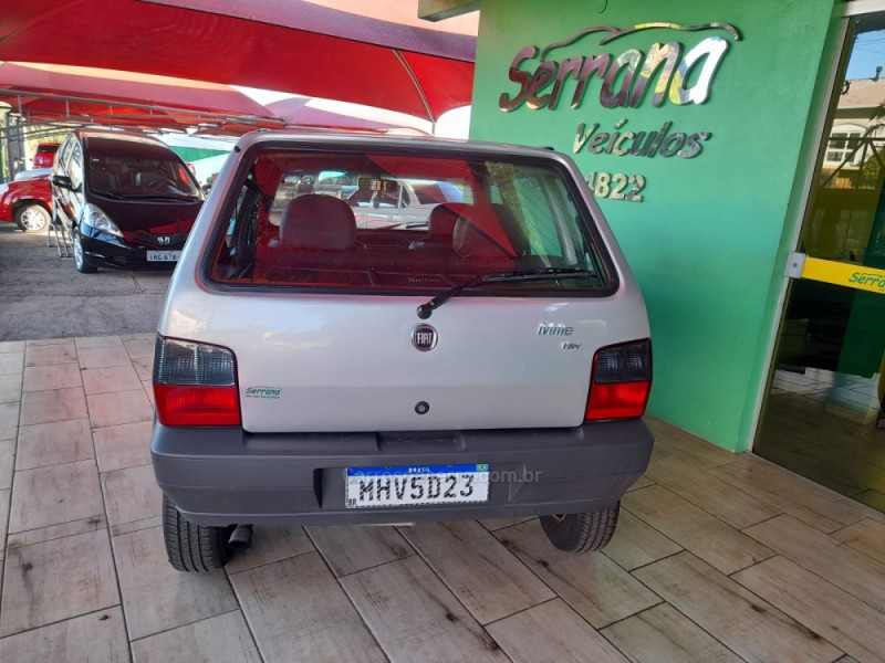 UNO 1.0 WAY 8V FLEX 4P MANUAL - 2010 - DOIS IRMãOS