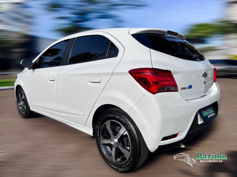 ONIX 1.4 MPFI LTZ 8V FLEX 4P MANUAL - 2018 - NOVO HAMBURGO