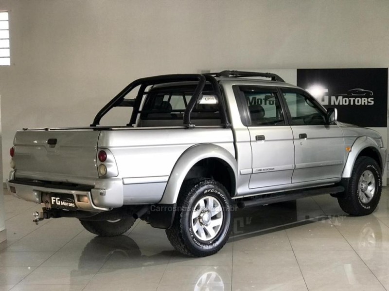 L200 2.5 SPORT HPE 4X4 CD 8V TURBO INTERCOOLER DIESEL 4P AUTOMÁTICO - 2004 - NOVO HAMBURGO