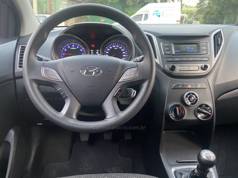 HB20 1.0 COMFORT PLUS 12V FLEX 4P MANUAL - 2017 - CAMPO BOM
