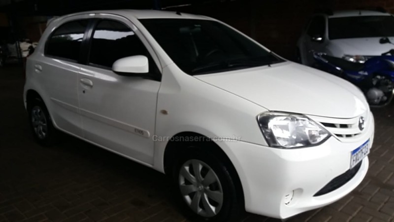 ETIOS 1.5 XS 16V FLEX 4P MANUAL - 2015 - CAXIAS DO SUL