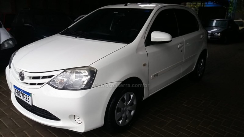 etios 1.5 xs 16v flex 4p manual 2015 caxias do sul