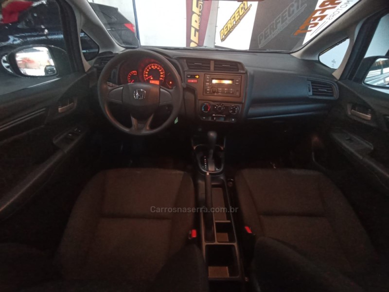 FIT 1.4 LX 8V GASOLINA 4P AUTOMÁTICO - 2015 - PORTãO