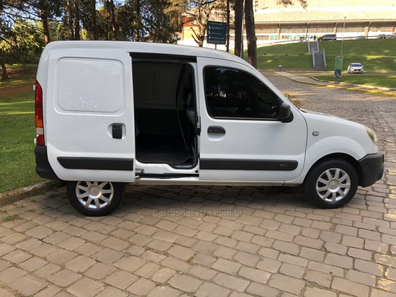 KANGOO 1.6 EXPRESSION 16V FLEX 4P MANUAL - 2013 - CAXIAS DO SUL