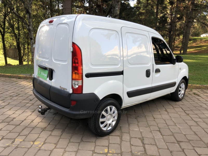 KANGOO 1.6 EXPRESSION 16V FLEX 4P MANUAL - 2013 - CAXIAS DO SUL
