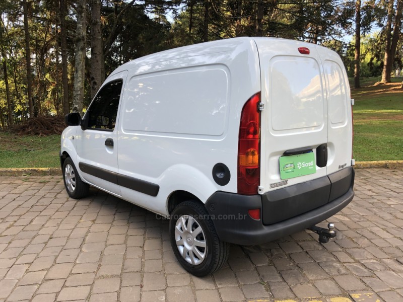 KANGOO 1.6 EXPRESSION 16V FLEX 4P MANUAL - 2013 - CAXIAS DO SUL