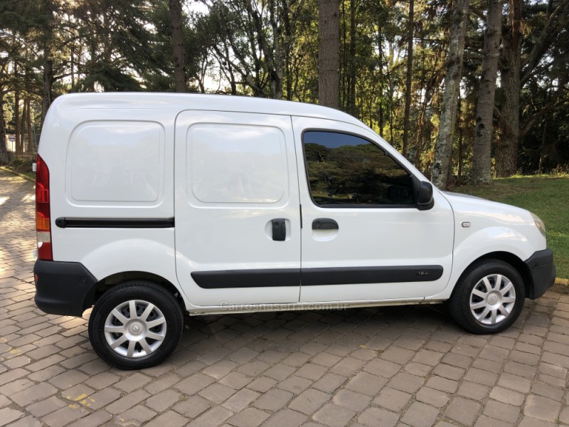 KANGOO 1.6 EXPRESSION 16V FLEX 4P MANUAL - 2013 - CAXIAS DO SUL