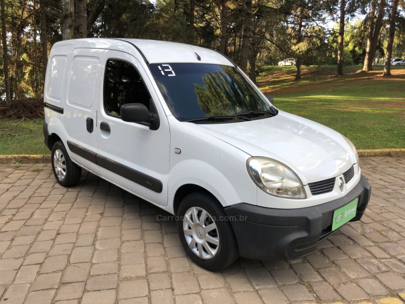 KANGOO 1.6 EXPRESSION 16V FLEX 4P MANUAL - 2013 - CAXIAS DO SUL