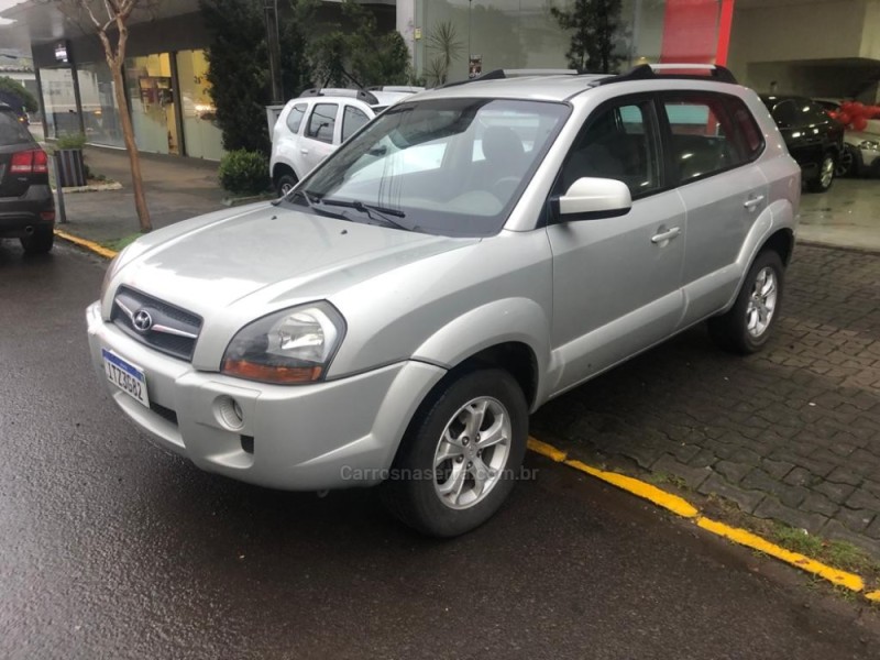 tucson 2.0 mpfi gls 16v 143cv 2wd flex 4p automatico 2013 garibaldi