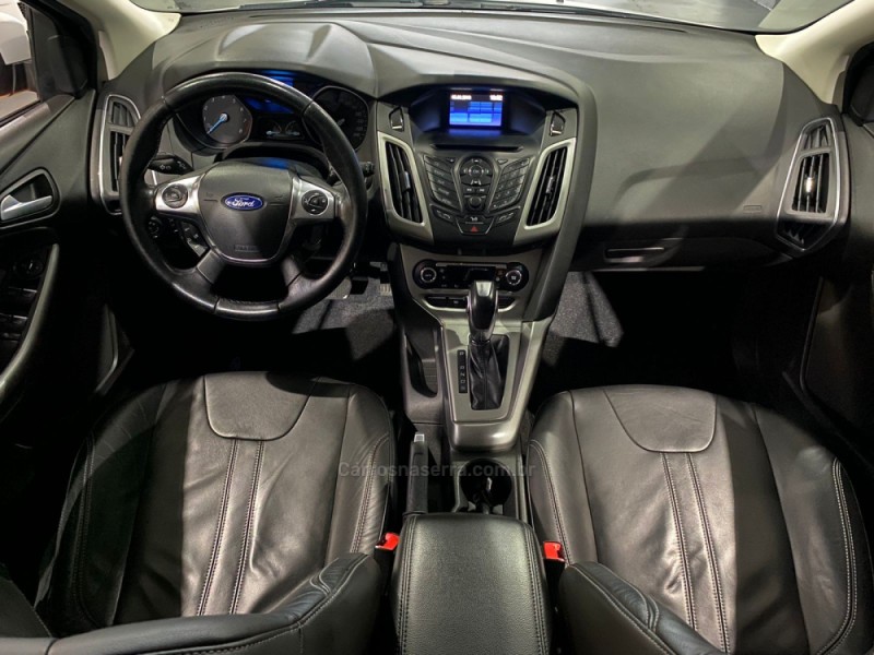 FOCUS 2.0 SE HATCH 16V FLEX 4P AUTO - 2014 - CAXIAS DO SUL