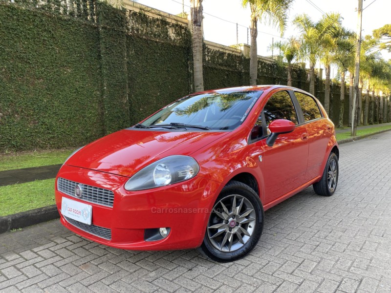 PUNTO 1.4 ATTRACTIVE ITALIA 8V FLEX 4P MANUAL