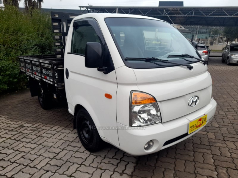 hr 2.5 tci hd longo com cacamba 4x2 8v 94cv turbo intercooler diesel 2p manual 2011 caxias do sul
