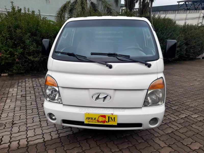 HR 2.5 TCI HD LONGO COM CAÇAMBA 4X2 8V 94CV TURBO INTERCOOLER DIESEL 2P MANUAL - 2011 - CAXIAS DO SUL
