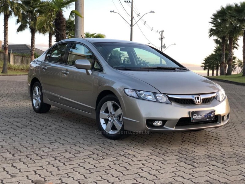CIVIC 1.8 LXS 16V FLEX 4P AUTOMÁTICO