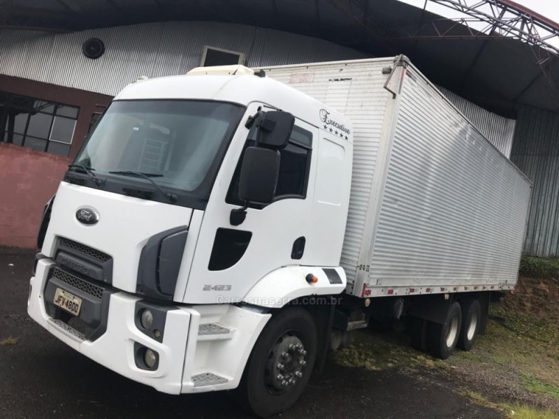 CARGO 2423 E 6X2 TURBO - 2013 - CAXIAS DO SUL