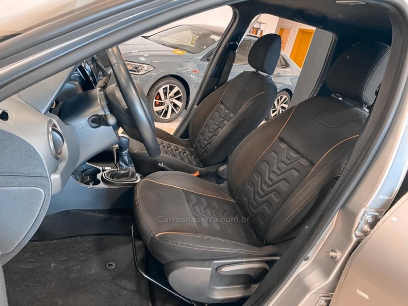 DUSTER 1.6 DYNAMIQUE 4X2 16V FLEX 4P AUTOMÁTICO - 2020 - CAXIAS DO SUL