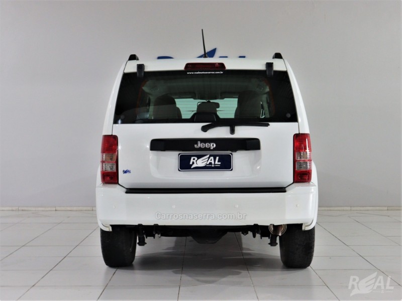 CHEROKEE 3.7 SPORT 4X4 V6 12V GASOLINA 4P AUTOMÁTICO - 2012 - SAPIRANGA