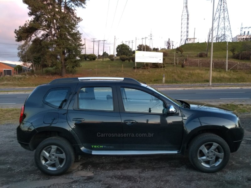 DUSTER 1.6 TECH ROAD 4X2 16V FLEX 4P MANUAL