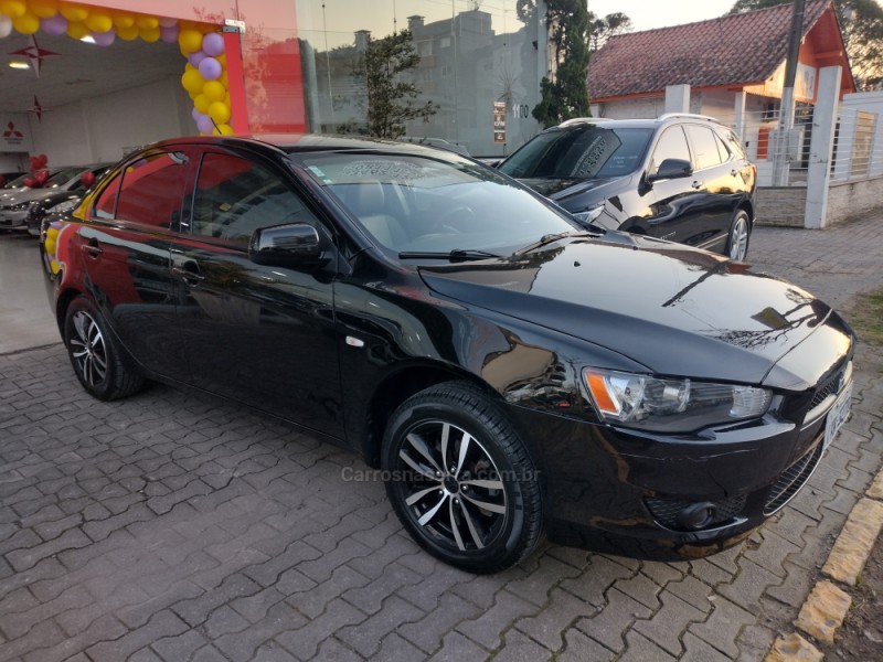 LANCER 2.0 CVT 16V GASOLINA 4P AUTOMÁTICO - 2017 - GARIBALDI