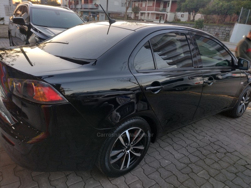 LANCER 2.0 CVT 16V GASOLINA 4P AUTOMÁTICO - 2017 - GARIBALDI