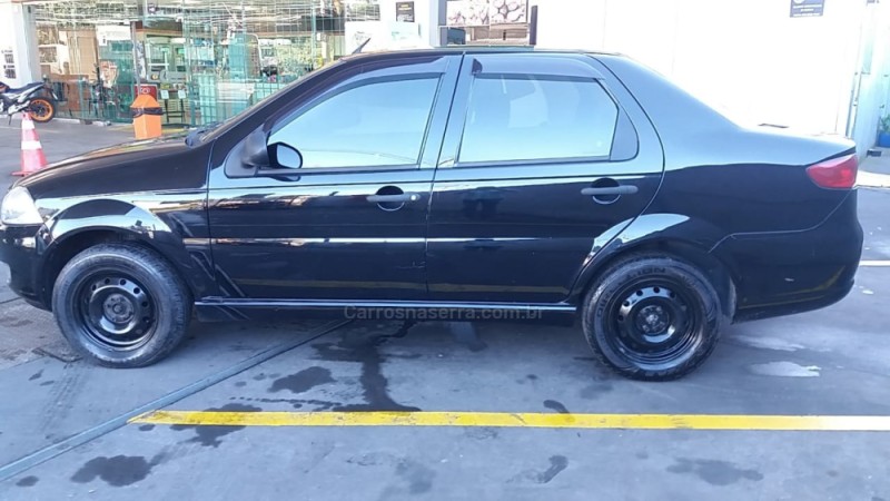 SIENA 1.0 MPI EL 8V FLEX 4P MANUAL