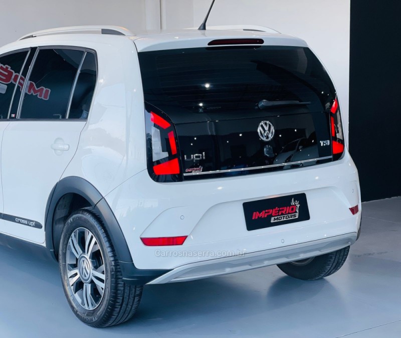 UP 1.0 TSI CROSS 12V FLEX 4P MANUAL - 2018 - ESTâNCIA VELHA