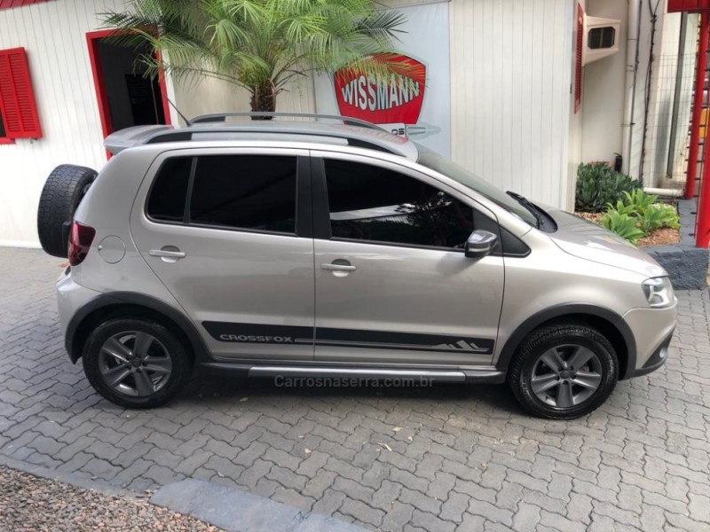 CROSSFOX 1.6 MI FLEX 8V 4P MANUAL - 2012 - TRêS COROAS