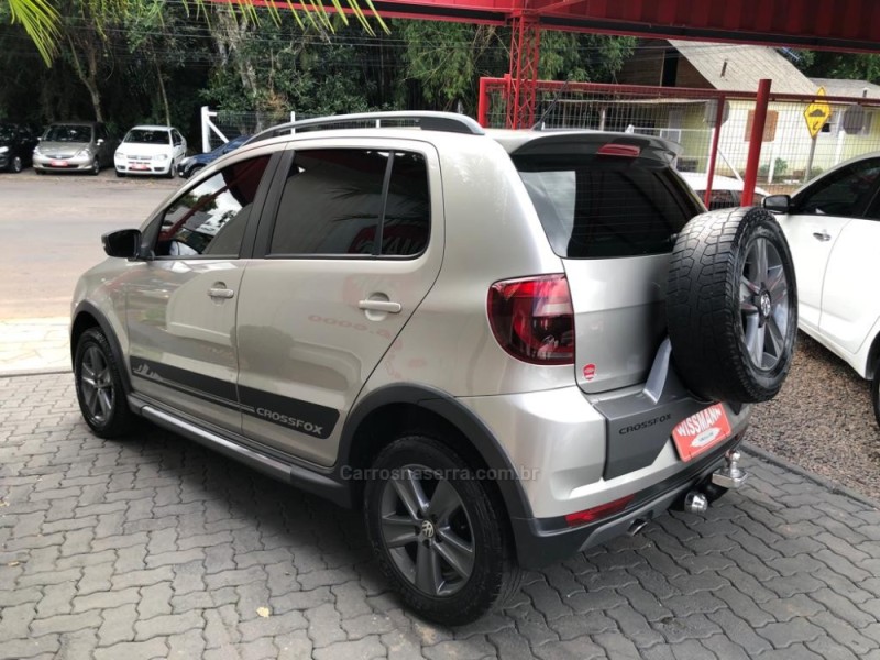 CROSSFOX 1.6 MI FLEX 8V 4P MANUAL - 2012 - TRêS COROAS