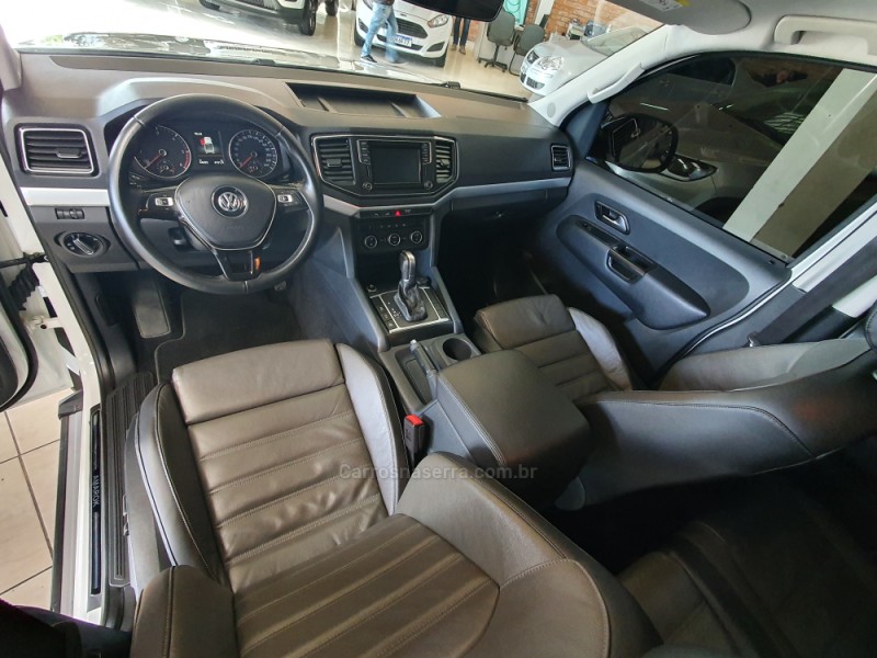 AMAROK 3.0 V6 TDI HIGHLINE CD DIESEL 4MOTION AUTOMÁTICO - 2019 - FARROUPILHA