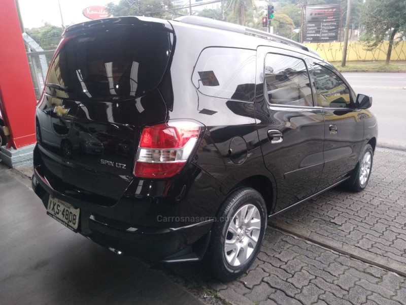SPIN 1.8 LTZ 8V FLEX 4P MANUAL - 2017 - CAXIAS DO SUL