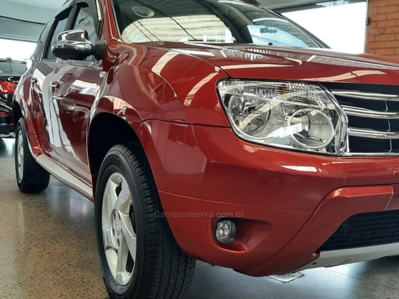 DUSTER 1.6 DYNAMIQUE 4X2 16V FLEX 4P MANUAL - 2015 - CAXIAS DO SUL