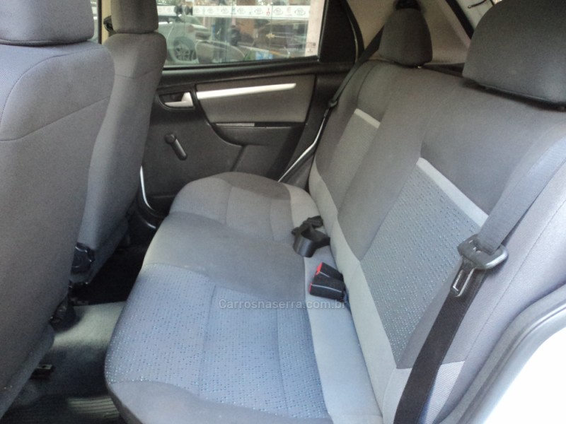 CELTA 1.0 MPFI LT 8V FLEX 4P MANUAL - 2015 - CARLOS BARBOSA