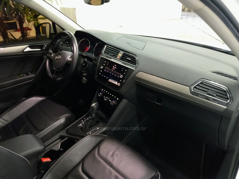 TIGUAN 1.4 ALLSPACE COMFORT 250 TSI FLEX 4P - 2018 - CAXIAS DO SUL