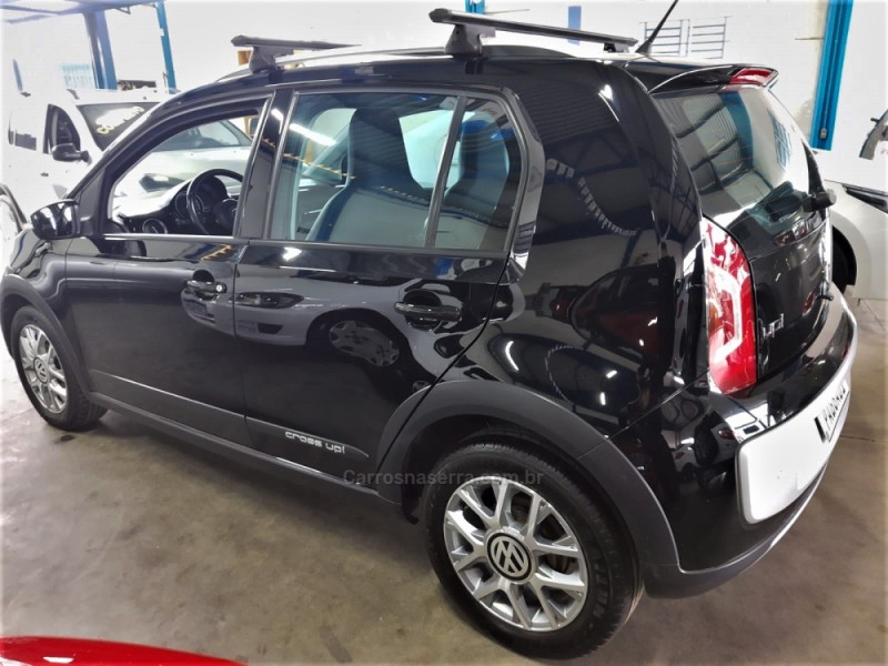 UP 1.0 TSI CROSS 12V FLEX 4P MANUAL - 2016 - VACARIA