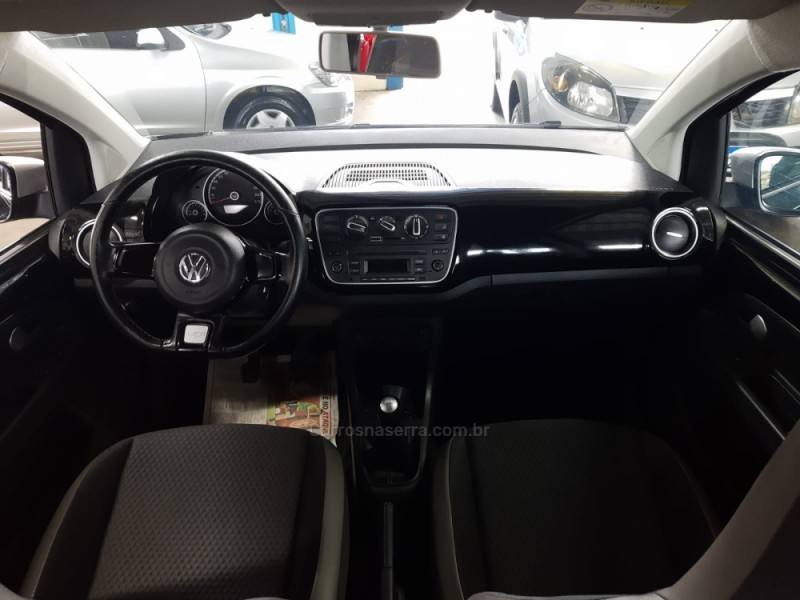 UP 1.0 TSI CROSS 12V FLEX 4P MANUAL - 2016 - VACARIA