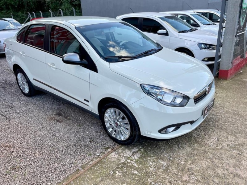 GRAND SIENA 1.6 MPI ESSENCE SUBLIME 16V FLEX 4P AUTOMATIZADO - 2016 - BOM RETIRO DO SUL